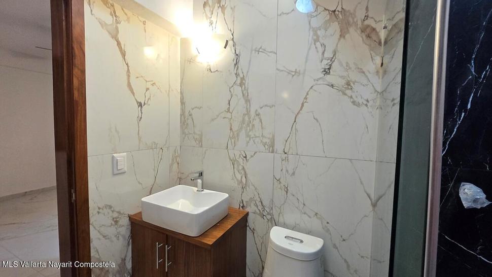 20250830193306706495000000 o