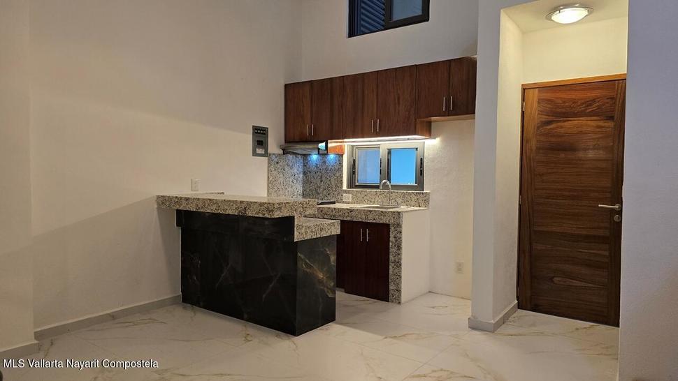 20251211223652926592000000 o