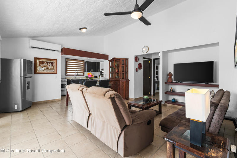 20250910225553078540000000 o