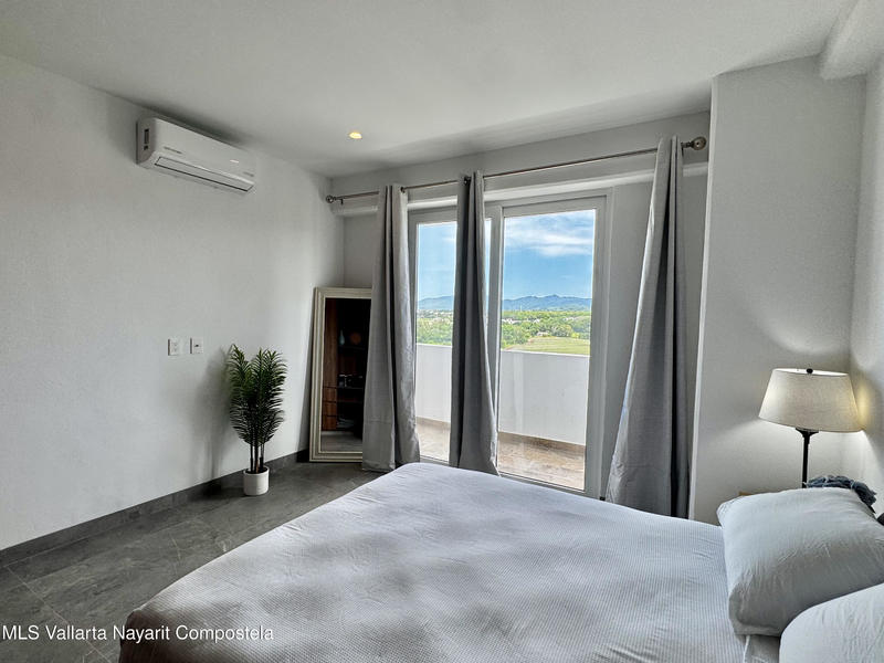 20250812225957472068000000 o