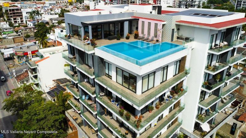 Condo Magnolia Punto Madeira 605