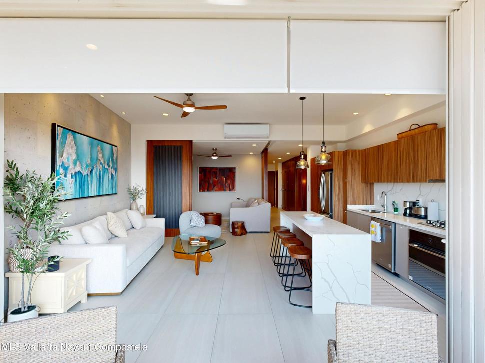 20251222230315203723000000 o