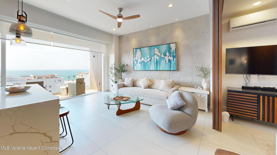 20251222230328649067000000 o