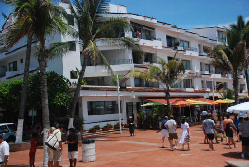 Condominio Malecon 302-303