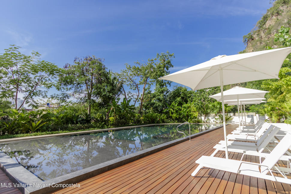 20251217221512922315000000 o