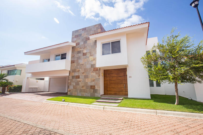 Condominio Virreyes 37
