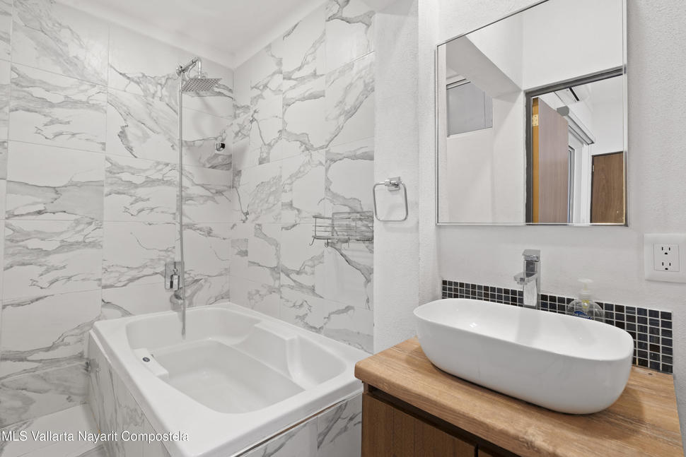 20251117203052838200000000 o