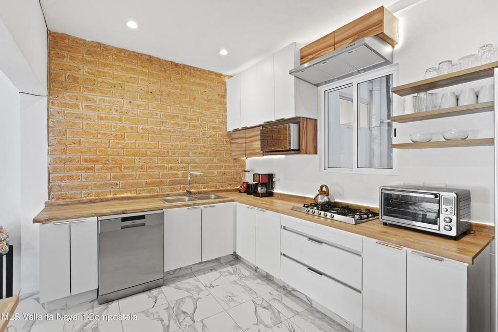 20251117203125432401000000 o