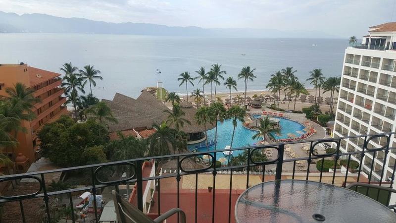 Condo Sea River 840 810