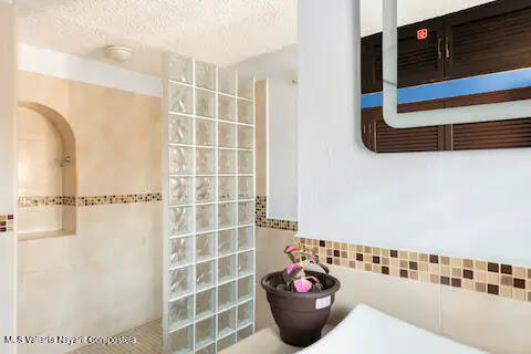 20260107230302808943000000 o