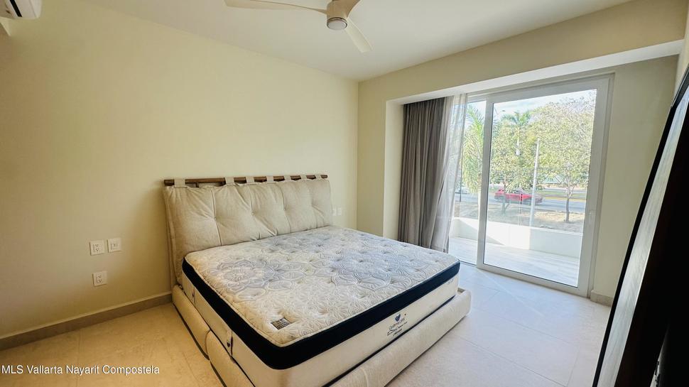 20251211193729097004000000 o