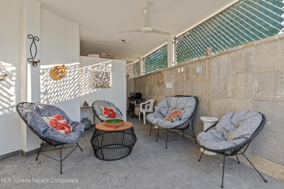 20251221180900776776000000 o