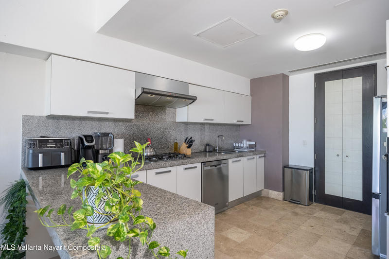 20250921205446542681000000 o