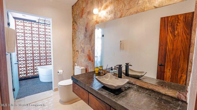 20251202042834951493000000 o