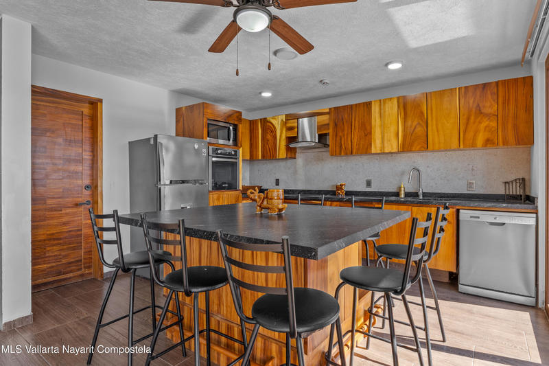 20251226215455986165000000 o