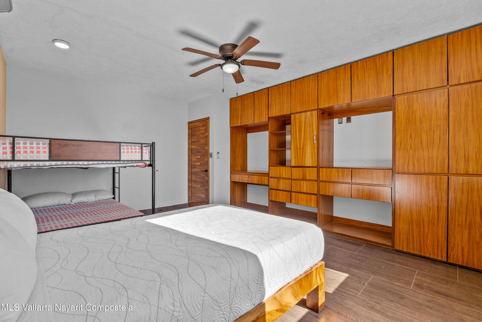 20251226215707415025000000 o