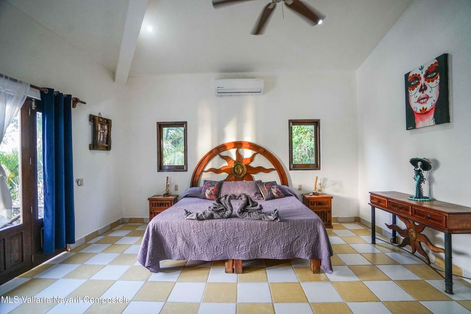 20251127005155372311000000 o