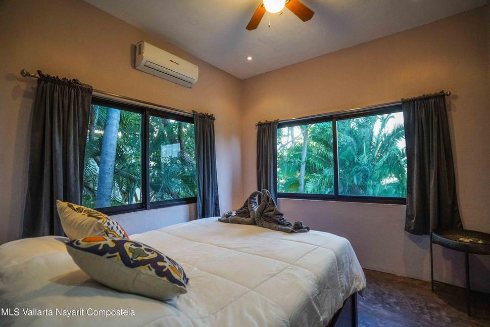 20251127005346799807000000 o