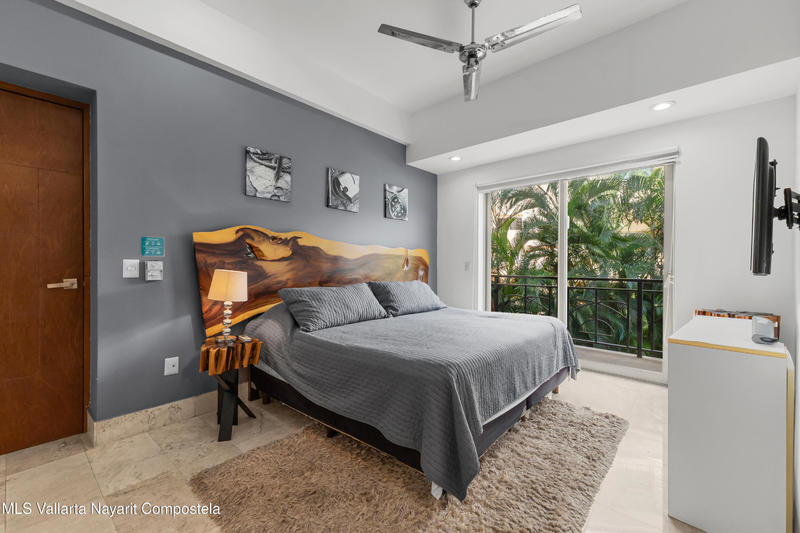 20251008175632428713000000 o