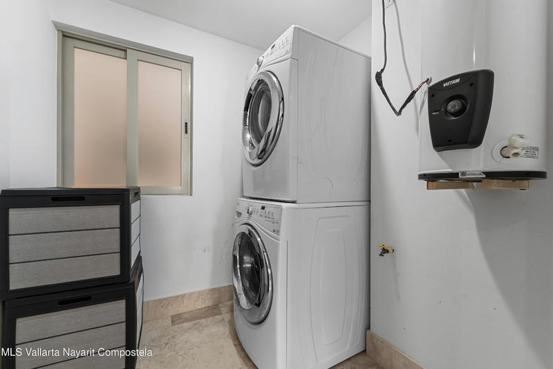 20251008175651143905000000 o