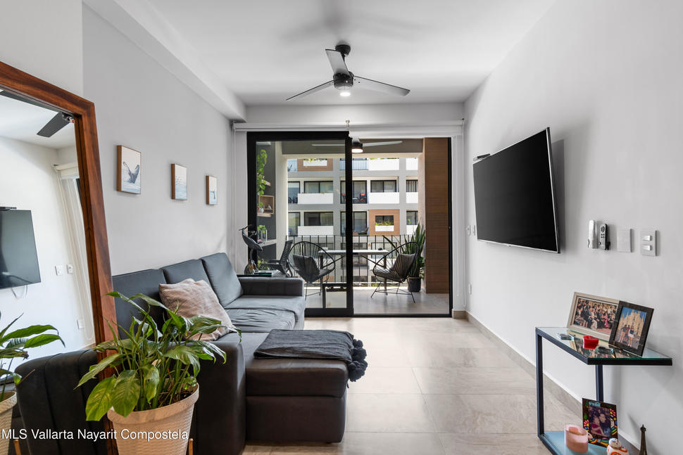 20251110235524232556000000 o