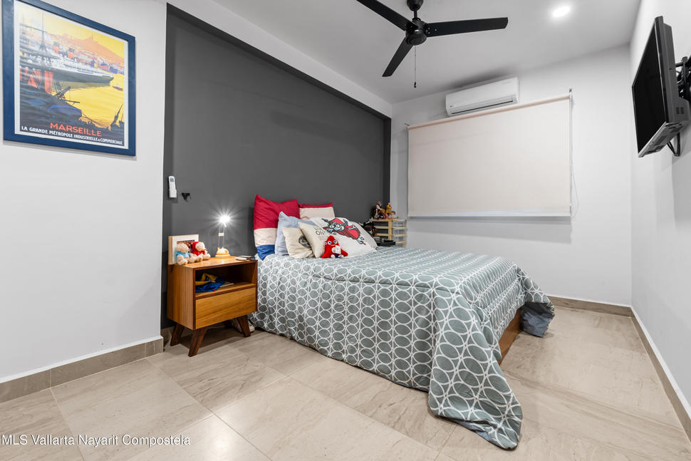 20251110235540965665000000 o