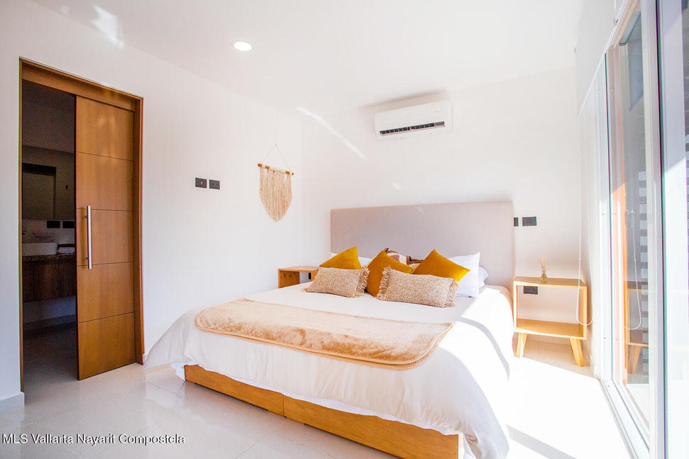 20260121190248821472000000 o