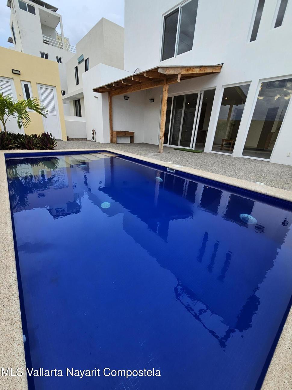 20251209192836277838000000 o