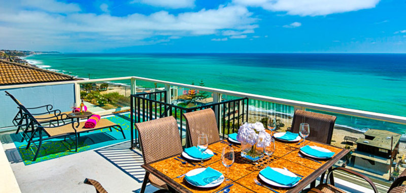 Endless Views Over Paradise Villa Rental