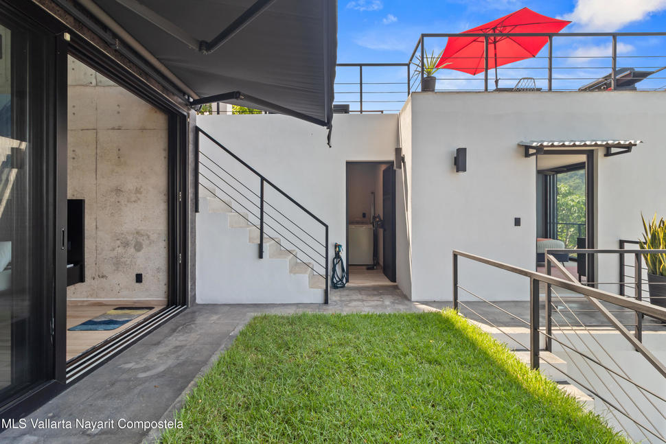 20250814205441035267000000 o