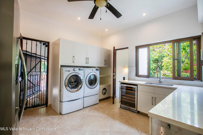 20250805052113918964000000 o