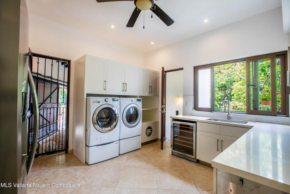 20250805052113918964000000 o