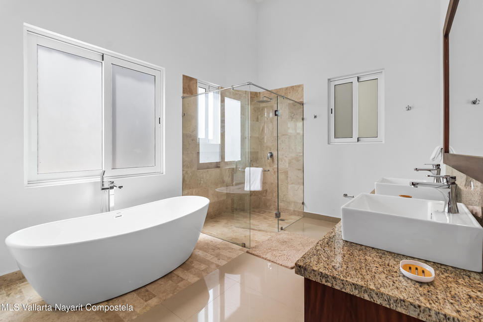 20251028202150619748000000 o