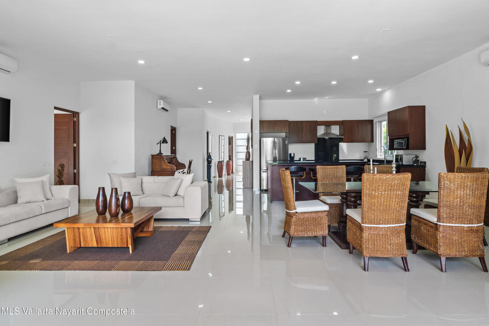 20251028202212034305000000 o