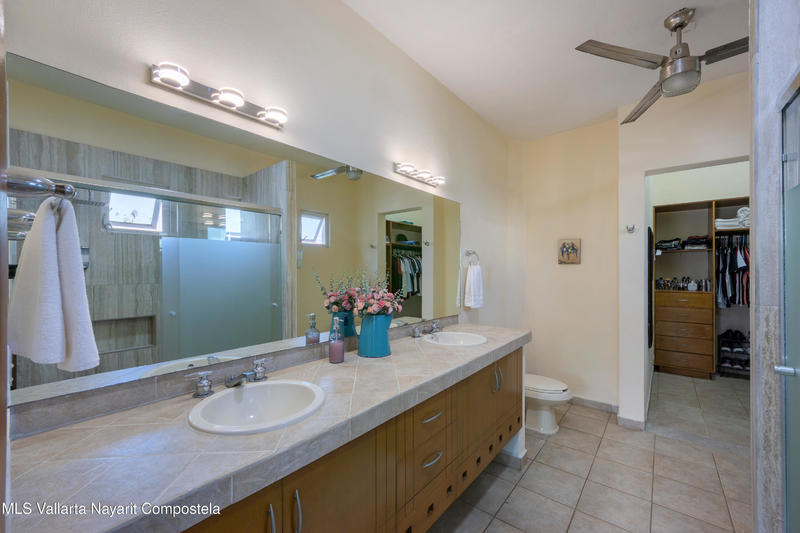 20260204220111719100000000 o