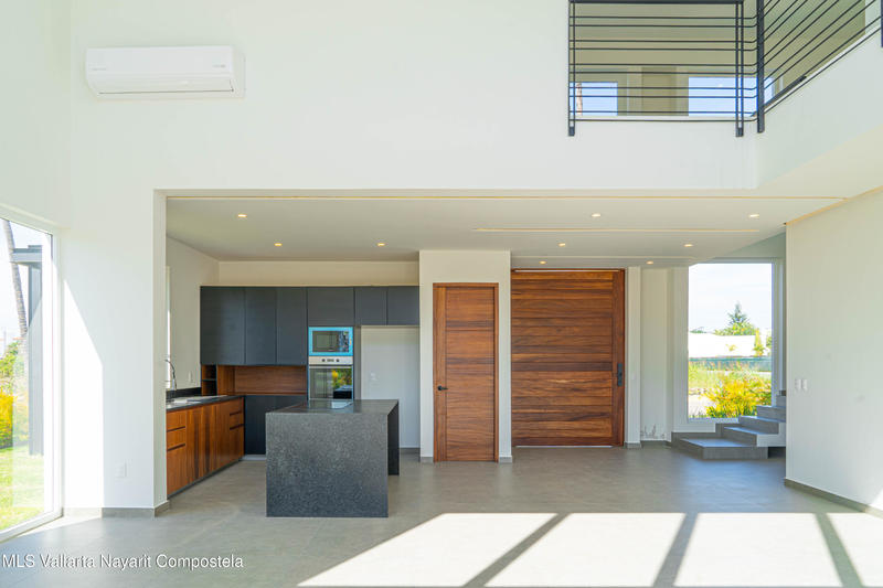 20250908205652458151000000 o