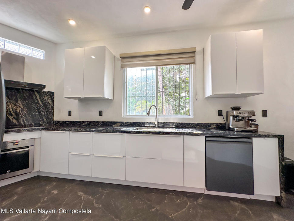 20260119182607404324000000 o