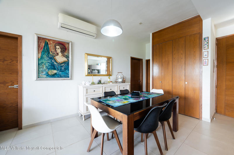 20251020215305179434000000 o