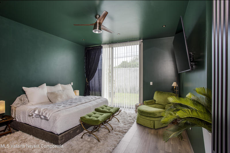 20251119184203247468000000 o