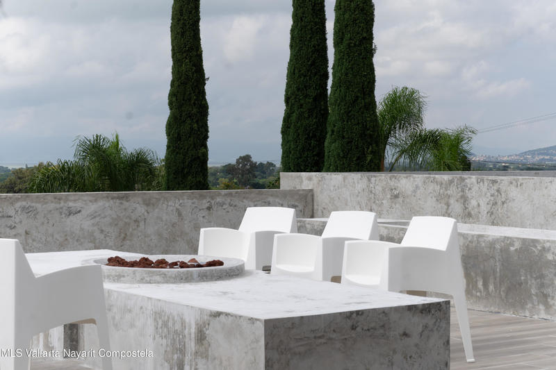 20251119184255352854000000 o