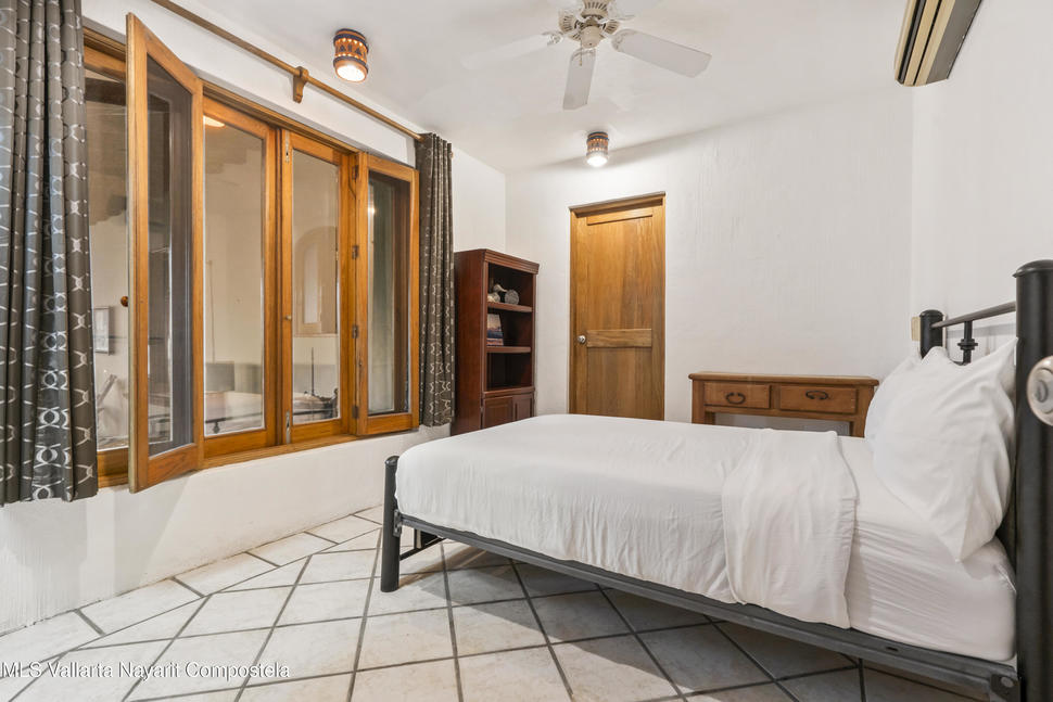 20251223180033210124000000 o