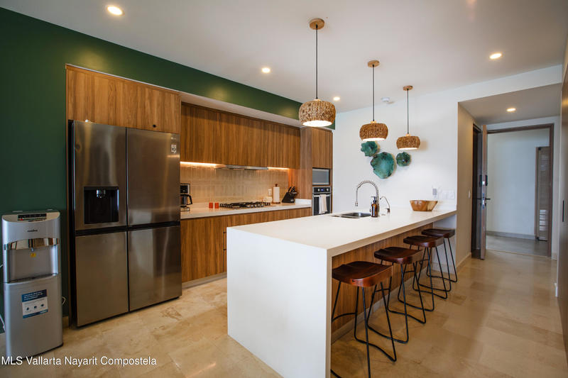 20250616215156008827000000 o