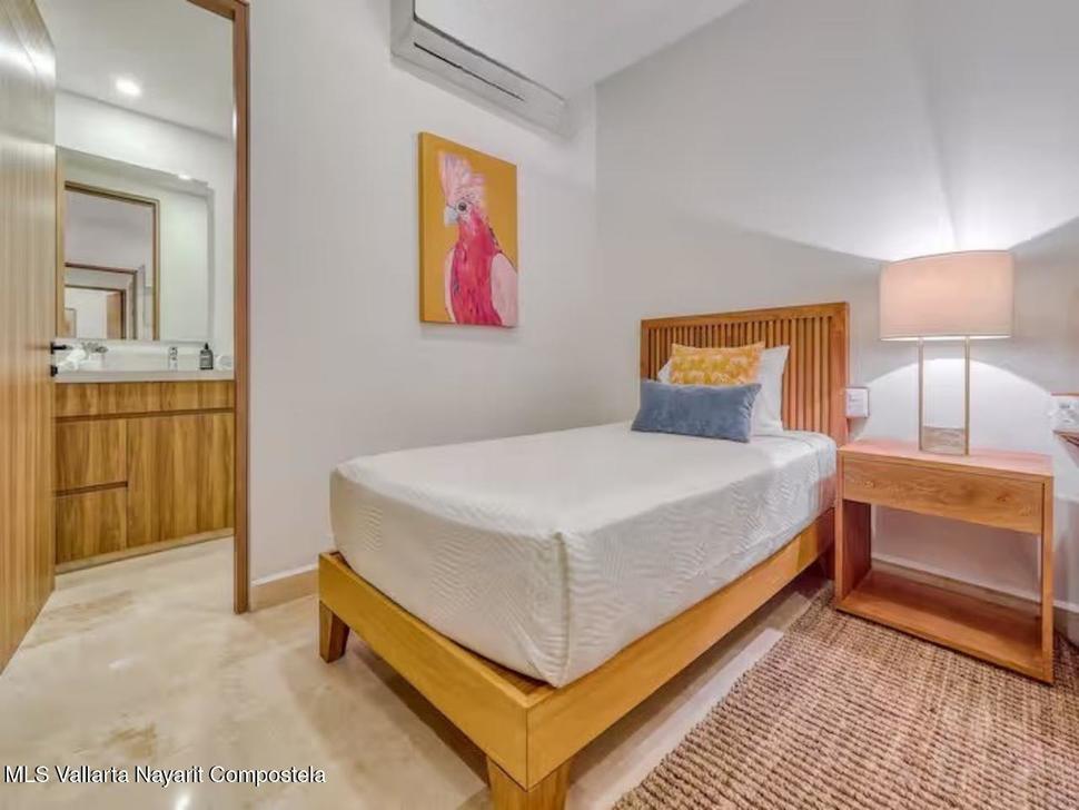 20260108142644642885000000 o