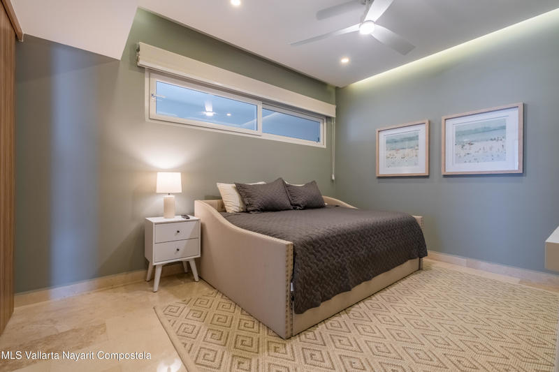 20251026181801726755000000 o