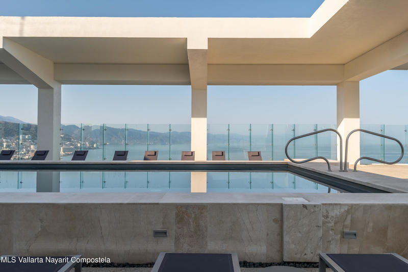 20251026182328095875000000 o