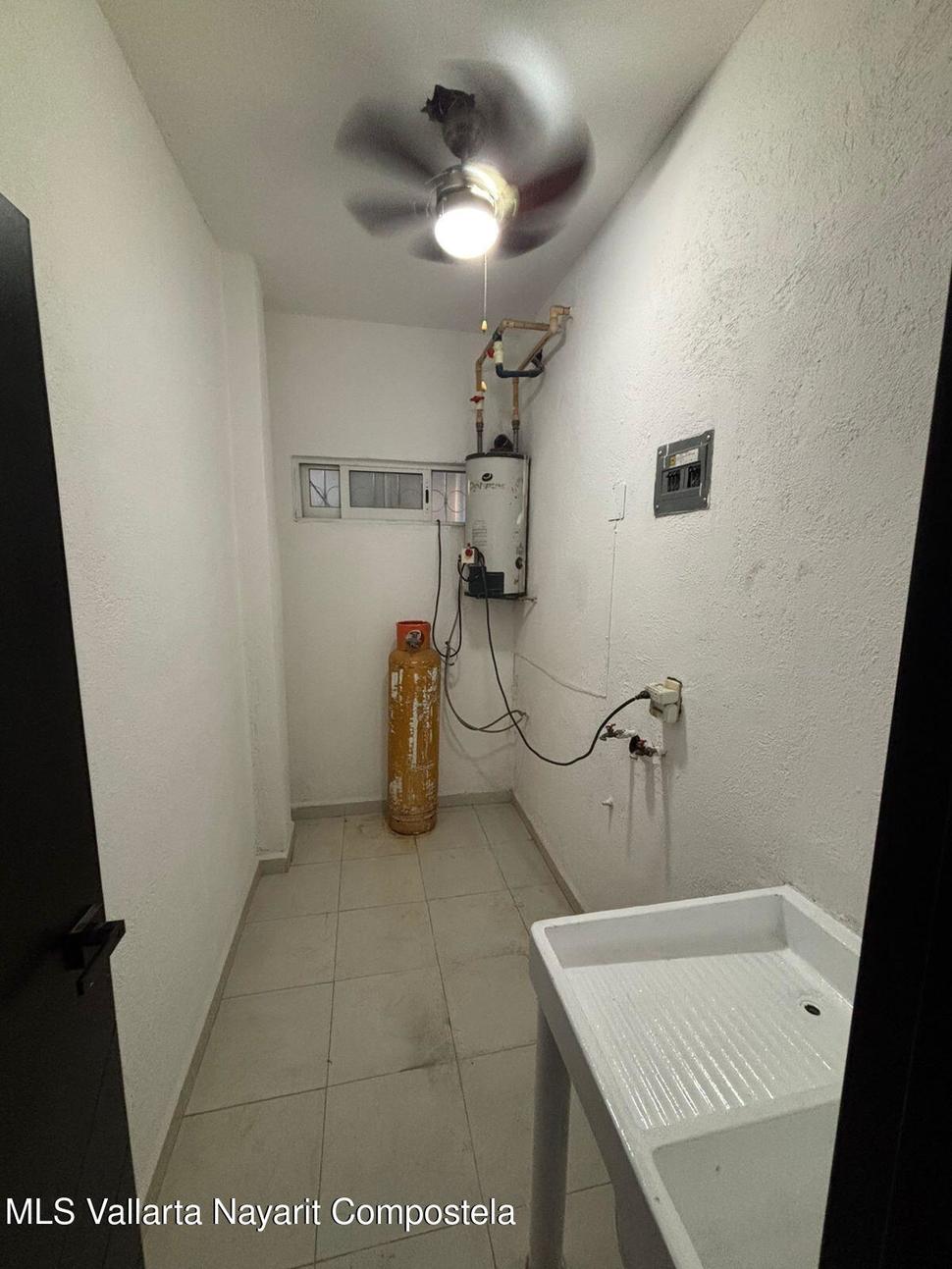 20251211173512838807000000 o