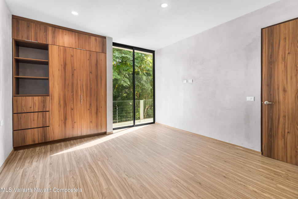 20251022223527330062000000 o