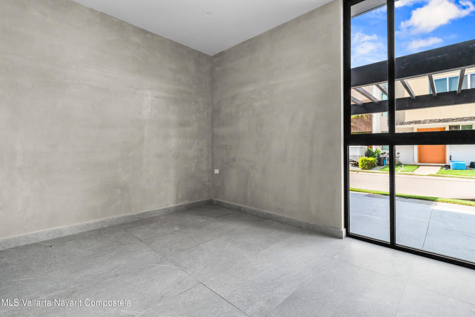 20251022223636603503000000 o