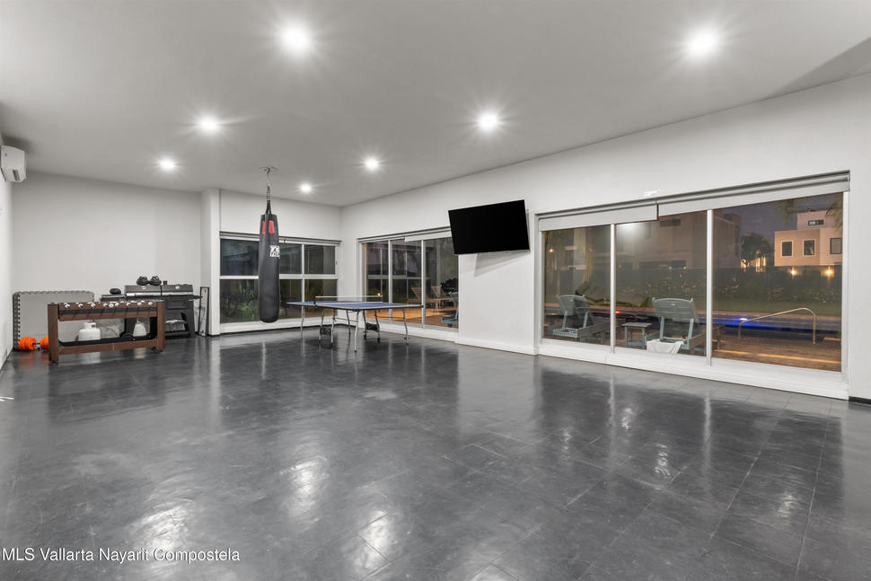 20251022223735027549000000 o