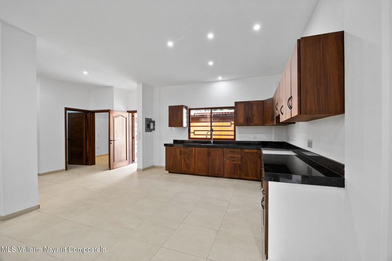 20250903222533463533000000 o